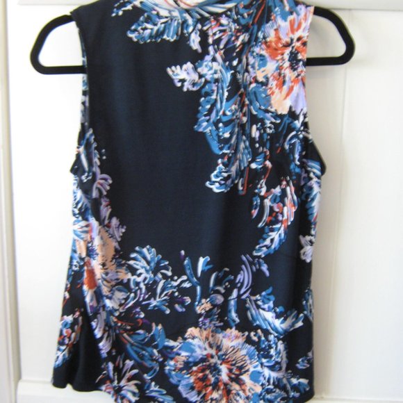 Navy Tahari Floral Sleeveless Top - Picture 2 of 3